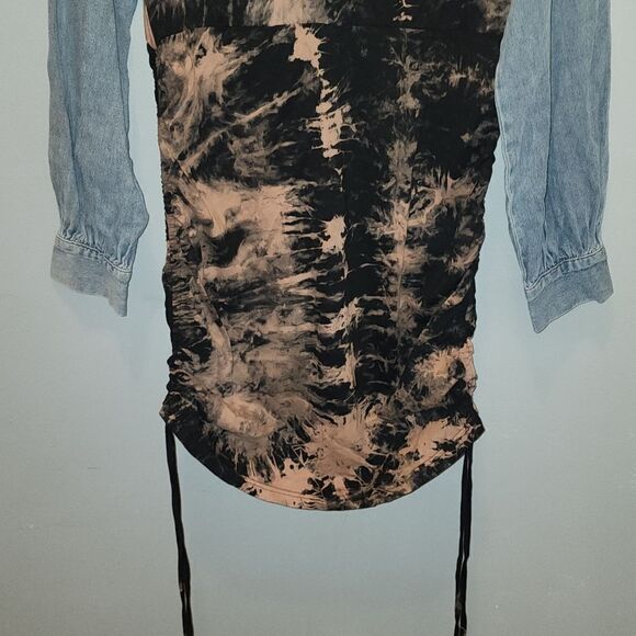 Fashion Nova Mixed Signals Mini - Picture 4 of 7